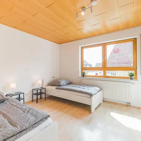 G02 Grosse - Ideal Fuer Teams Und Monteure - Self Check-in